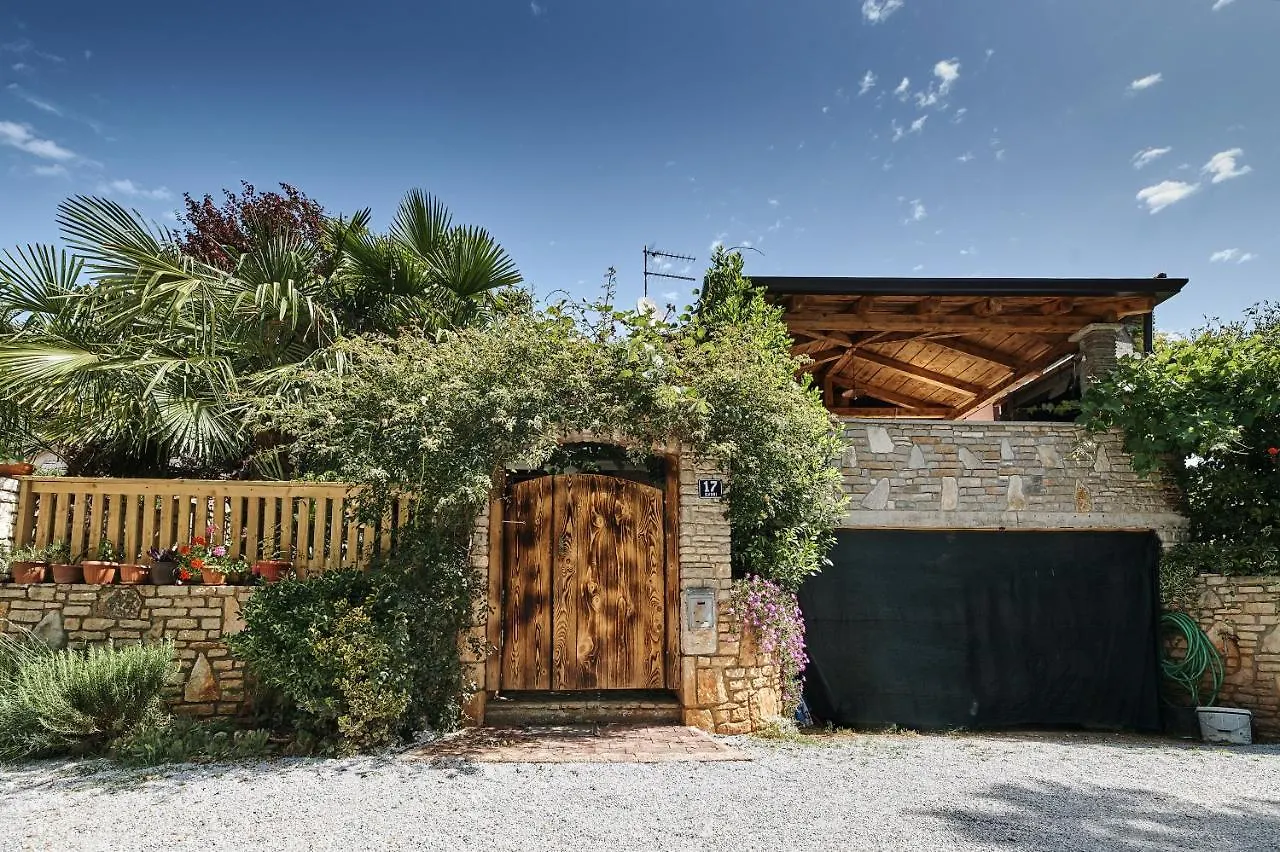 Villa Amelie Kaštelir Tatil Evi