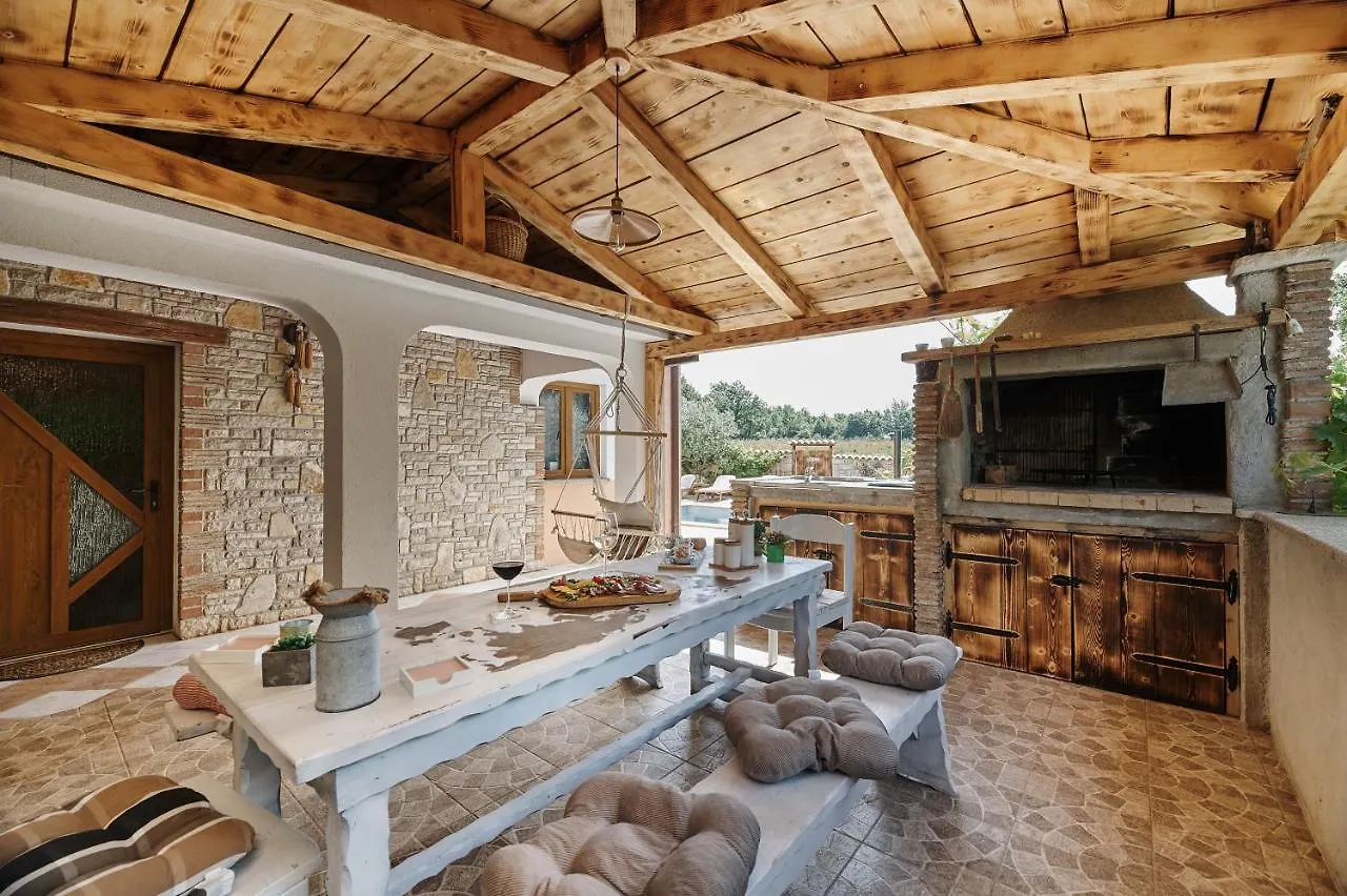Tatil Evi Villa Amelie Kaštelir