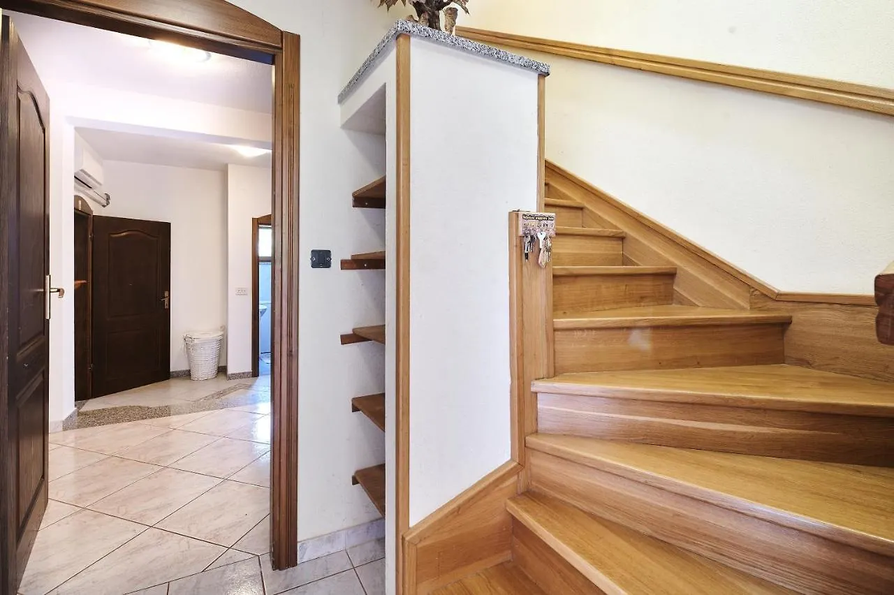 Kaštelir Villa Amelie