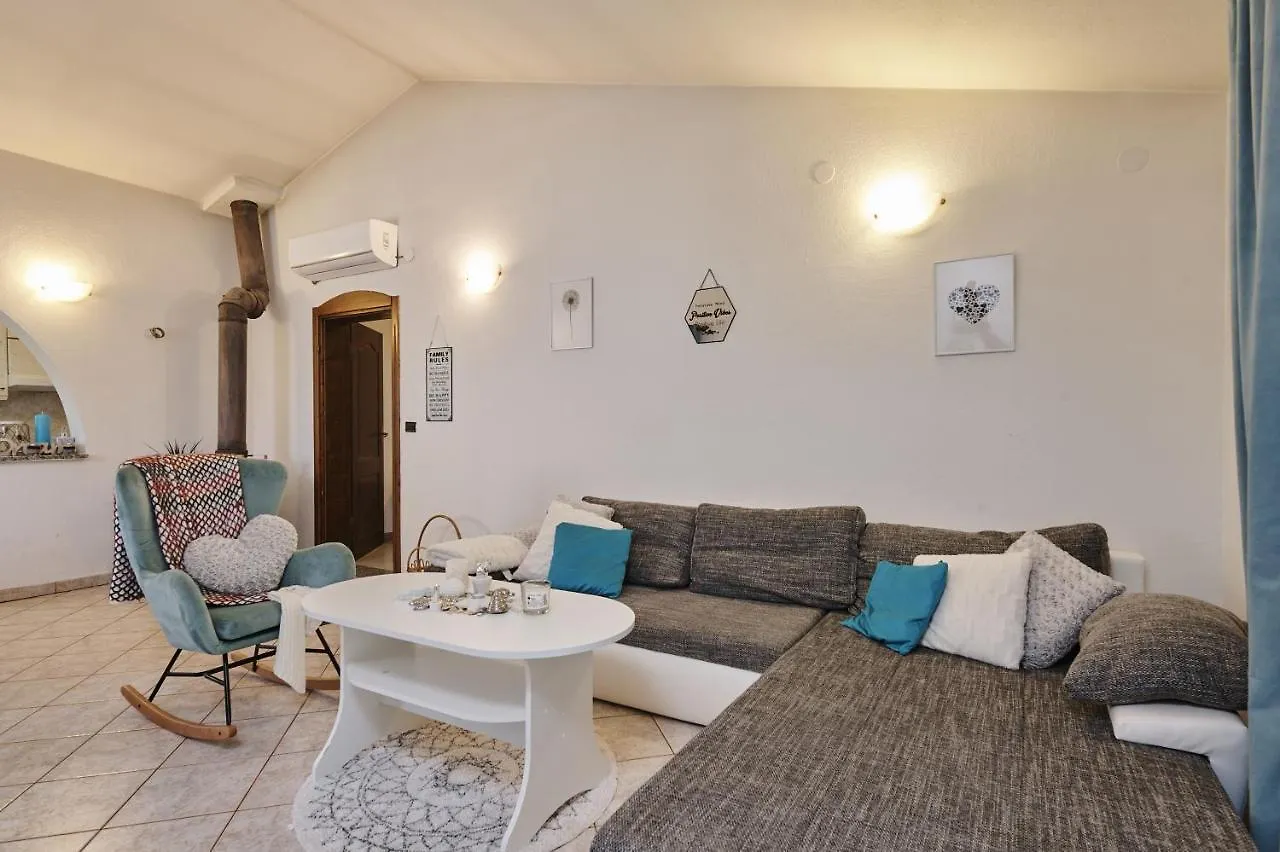 Villa Amelie Kaštelir 0*,